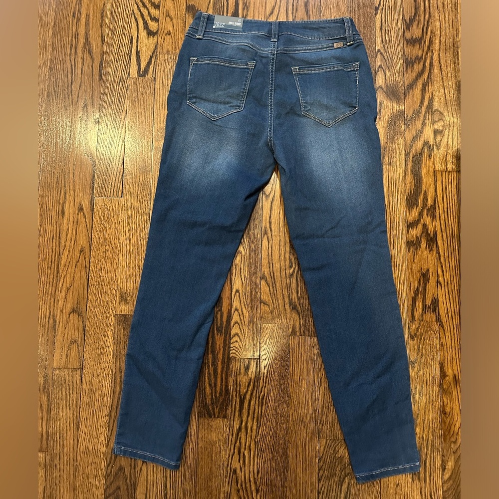 1822 Denim Women's Dark Blue Skinny Jeans - New With Tags - Picture 4 of 5